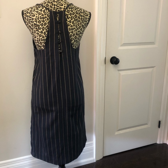 Every Dress - Picture 2 of 3